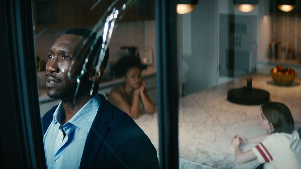 Leave the World Behind reseña Mahershala Ali