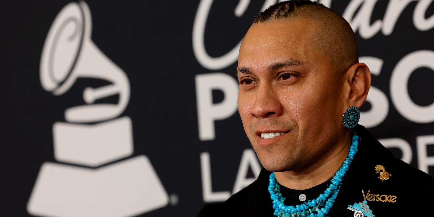 Taboo de Black Eyed Peas lleva su sabor spanglish a la temporada 3 de Dora